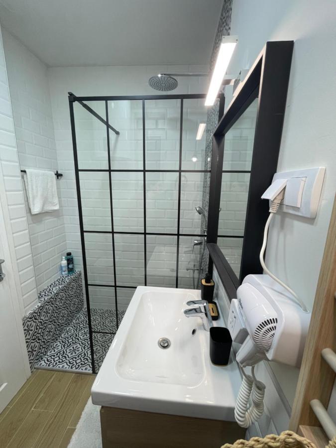 Apartment 42 - City Center Belgrad Exteriör bild